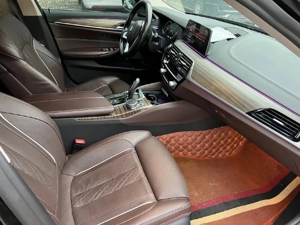 2020 BMW 5 Series 2.0T 184HP L4 8AT PHEV 17.7KWH,autocango,china used car exporter,china ev exporter,chinese used car exporter,chinese used ev exporter