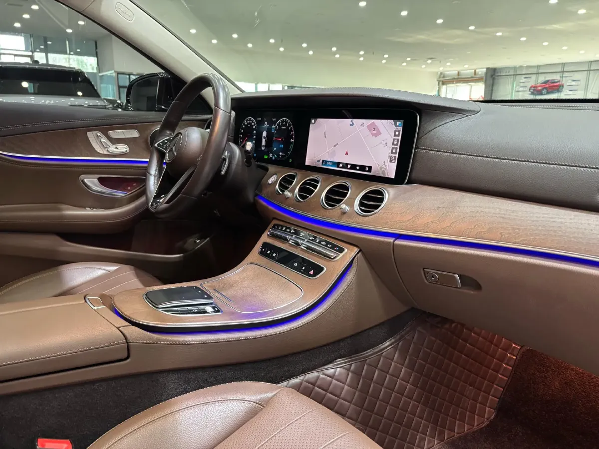 2022 Mercedes-Benz E Class 2.0T 211HP L4 9AT PHEV 25.4KWH,autocango,china used car exporter,china ev exporter,chinese used car exporter,chinese used ev exporter
