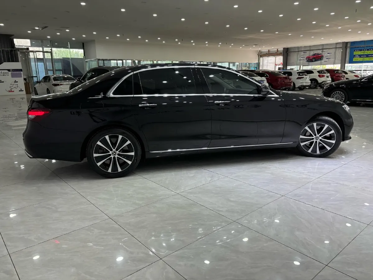2022 Mercedes-Benz E Class 2.0T 211HP L4 9AT PHEV 25.4KWH,autocango,china used car exporter,china ev exporter,chinese used car exporter,chinese used ev exporter