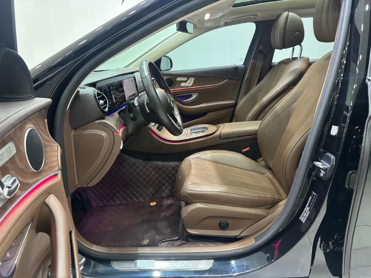 2022 Mercedes-Benz E Class 2.0T 211HP L4 9AT PHEV 25.4KWH,autocango,china used car exporter,china ev exporter,chinese used car exporter,chinese used ev exporter