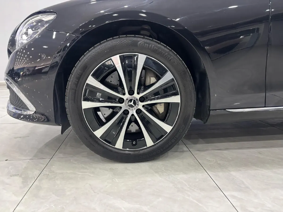 2022 Mercedes-Benz E Class 2.0T 211HP L4 9AT PHEV 25.4KWH,autocango,china used car exporter,china ev exporter,chinese used car exporter,chinese used ev exporter