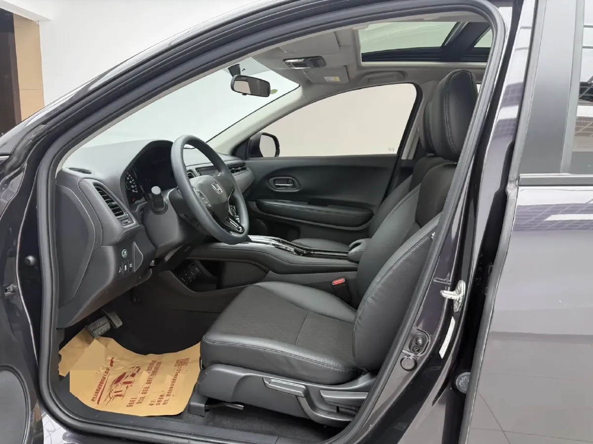 2022 Honda Vezel 1.5L 131HP L4 CVT,autocango,china used car exporter,china ev exporter,chinese used car exporter,chinese used ev exporter