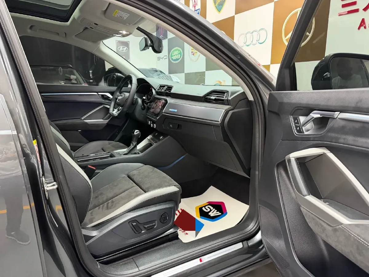 2021 Audi Q3 1.4T 150HP L4 7DCT,autocango,china used car exporter,china ev exporter,chinese used car exporter,chinese used ev exporter