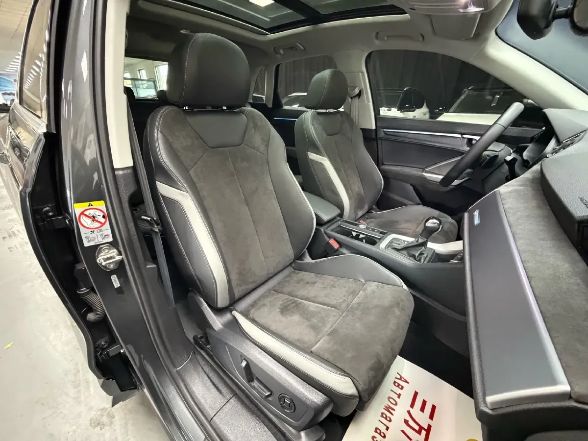 2021 Audi Q3 1.4T 150HP L4 7DCT,autocango,china used car exporter,china ev exporter,chinese used car exporter,chinese used ev exporter