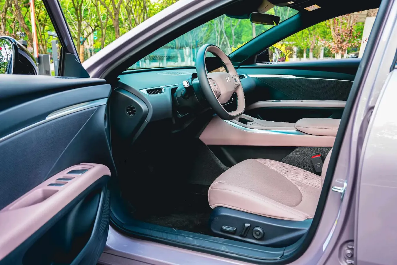 2025 Xpeng MONA M03 BEV,autocango,china used car exporter,china ev exporter,chinese used car exporter,chinese used ev exporter