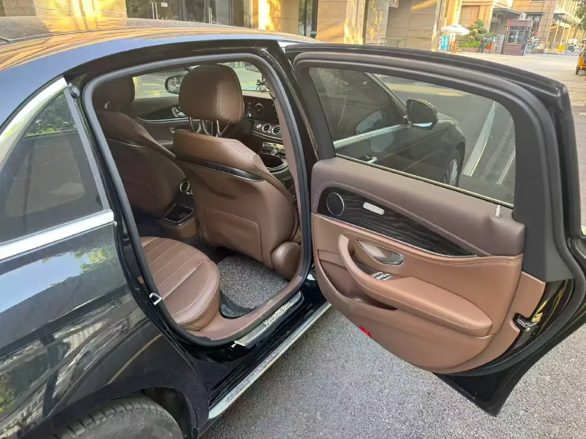 2023 Mercedes-Benz E Class 2.0T 258HP L4 9AT,autocango,china used car exporter,china ev exporter,chinese used car exporter,chinese used ev exporter