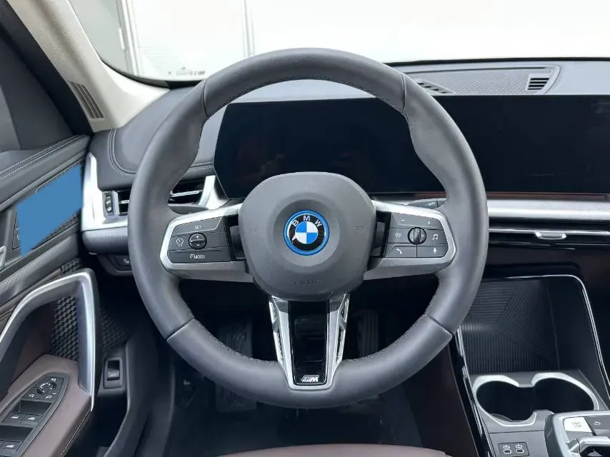 2025 Iveco 3.0T 179HP L4 8AT,autocango,china used car exporter,china ev exporter,chinese used car exporter,chinese used ev exporter