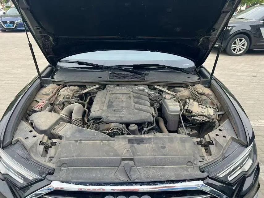 2023 Audi A6L 2.0T 190HP L4 7DCT,autocango,china used car exporter,china ev exporter,chinese used car exporter,chinese used ev exporter