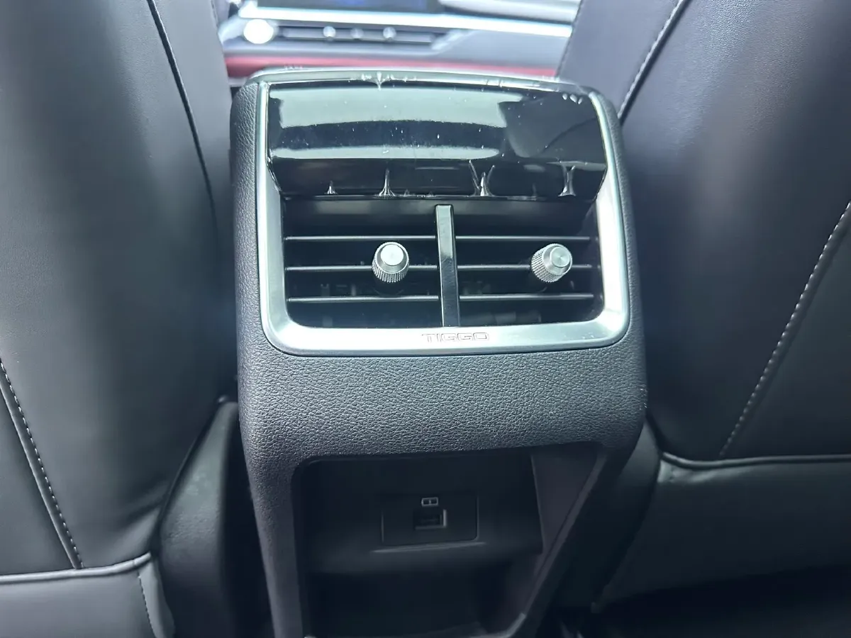 2022 Chery Tiggo 7 1.5T 156HP L4 CVT,autocango,china used car exporter,china ev exporter,chinese used car exporter,chinese used ev exporter