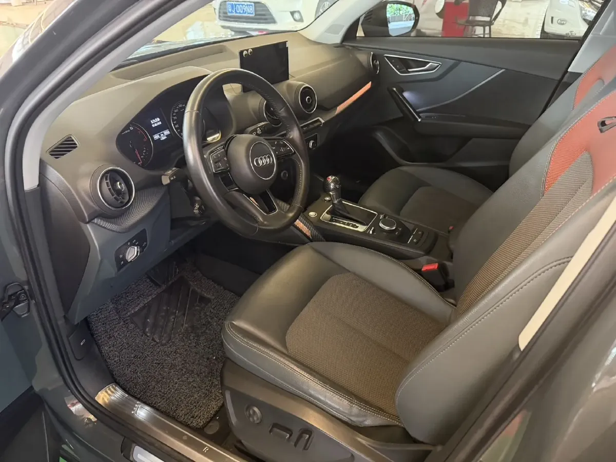 2020 Audi Q2L 1.4T 150HP L4 7DCT,autocango,china used car exporter,china ev exporter,chinese used car exporter,chinese used ev exporter
