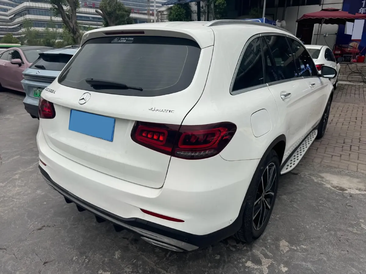 2021 Mercedes-Benz GLC Class 2.0T 258HP L4 9AT,autocango,china used car exporter,china ev exporter,chinese used car exporter,chinese used ev exporter