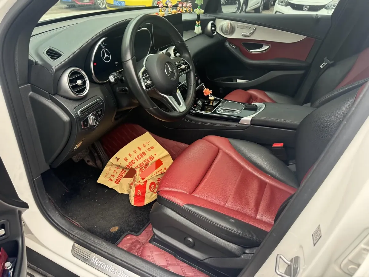 2021 Mercedes-Benz GLC Class 2.0T 258HP L4 9AT,autocango,china used car exporter,china ev exporter,chinese used car exporter,chinese used ev exporter