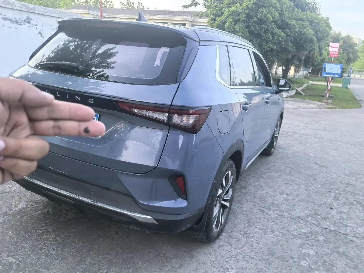 2021 WuLing XingChen 1.5T 147HP L4 CVT,autocango,china used car exporter,china ev exporter,chinese used car exporter,chinese used ev exporter