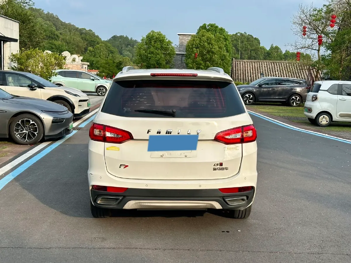 2017 HaiMa Family F7 1.5T 165HP L4 6AT,autocango,china used car exporter,china ev exporter,chinese used car exporter,chinese used ev exporter