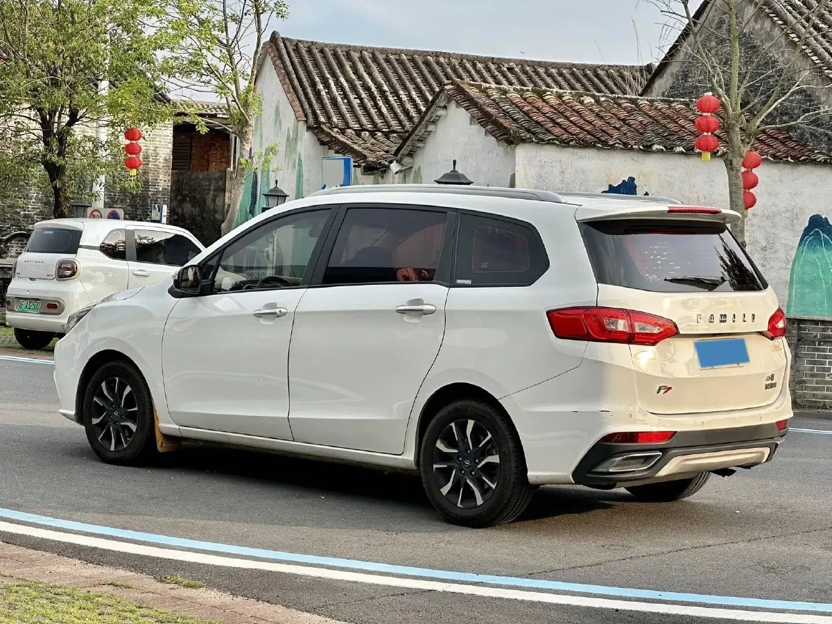 2017 HaiMa Family F7 1.5T 165HP L4 6AT,autocango,china used car exporter,china ev exporter,chinese used car exporter,chinese used ev exporter