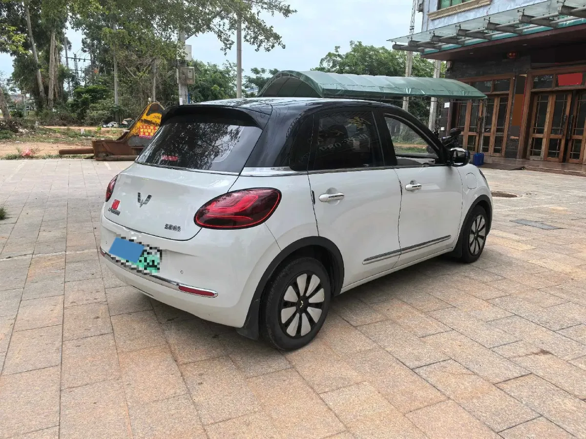 2023 WuLing BinGuo BEV 31.9KWH,autocango,china used car exporter,china ev exporter,chinese used car exporter,chinese used ev exporter
