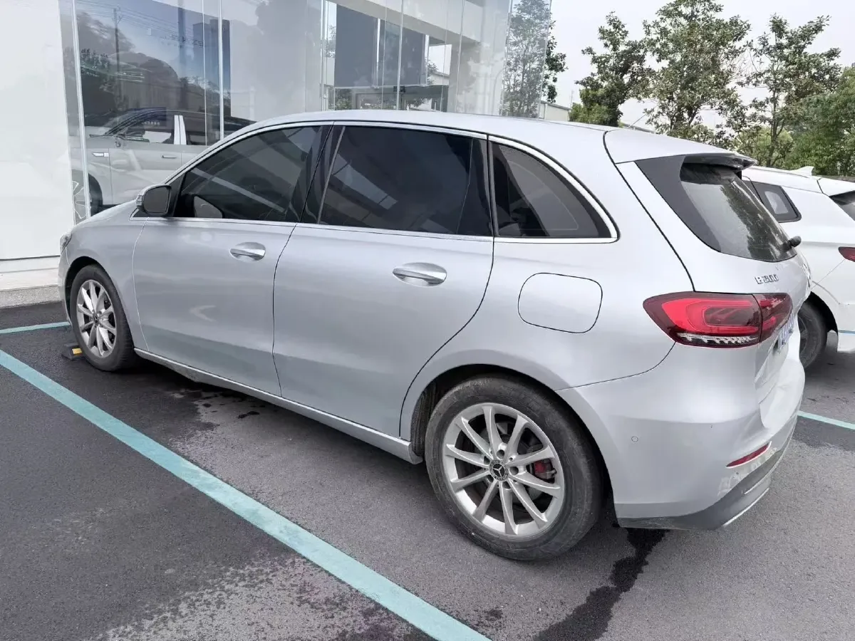 2020 Mercedes-Benz B Class 1.3T 163HP L4 7DCT,autocango,china used car exporter,china ev exporter,chinese used car exporter,chinese used ev exporter
