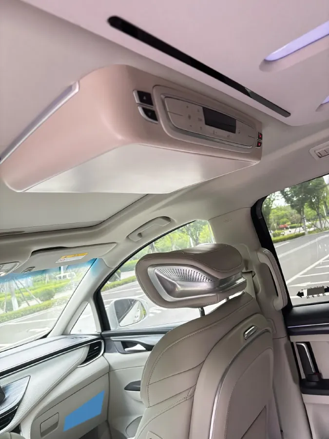 2020 Buick GL8 2.0T 237HP L4 9AT,autocango,china used car exporter,china ev exporter,chinese used car exporter,chinese used ev exporter