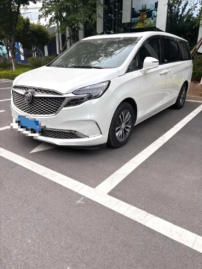 2020 Buick GL8 2.0T 237HP L4 9AT,autocango,china used car exporter,china ev exporter,chinese used car exporter,chinese used ev exporter