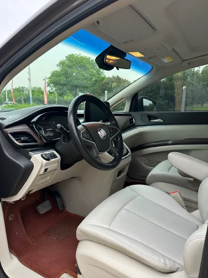 2021 Buick GL8 2.0T 237HP L4 9AT,autocango,china used car exporter,china ev exporter,chinese used car exporter,chinese used ev exporter