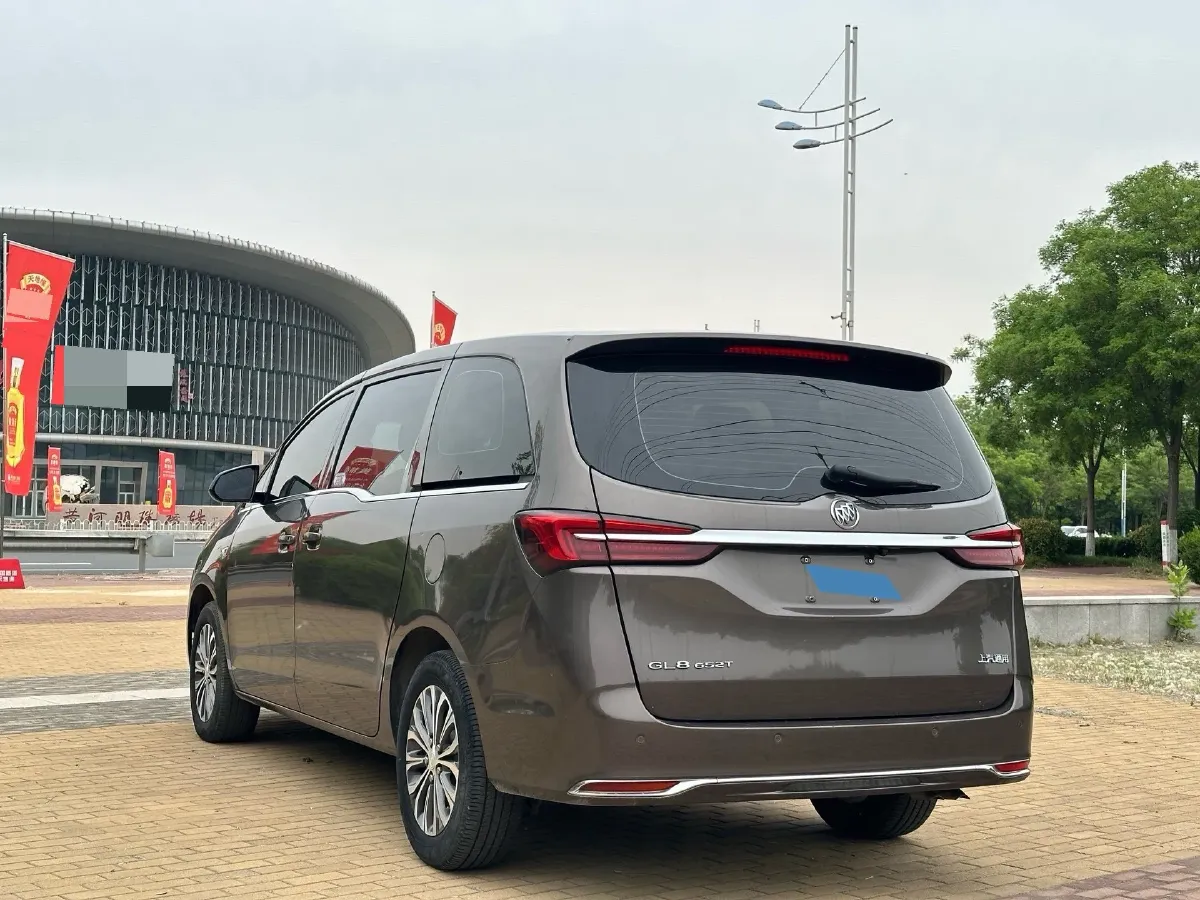 2021 Buick GL8 2.0T 237HP L4 9AT,autocango,china used car exporter,china ev exporter,chinese used car exporter,chinese used ev exporter