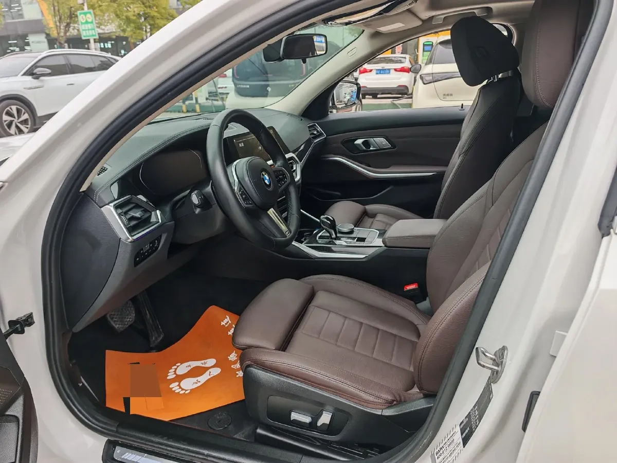 2021 BMW 3 Series 2.0T 184HP L4 8AT,autocango,china used car exporter,china ev exporter,chinese used car exporter,chinese used ev exporter