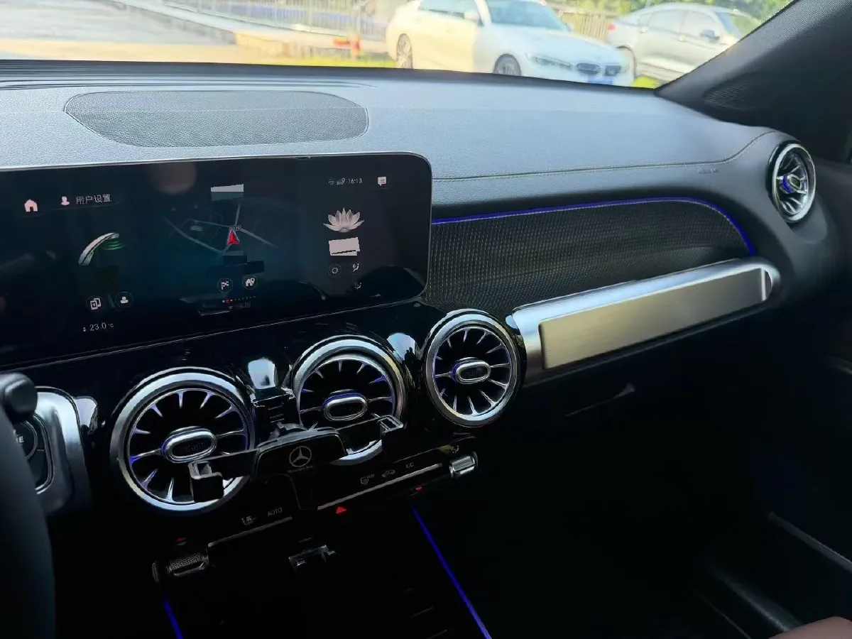 2020 Mercedes-Benz GLB Class 1.3T 163HP L4 7DCT,autocango,china used car exporter,china ev exporter,chinese used car exporter,chinese used ev exporter