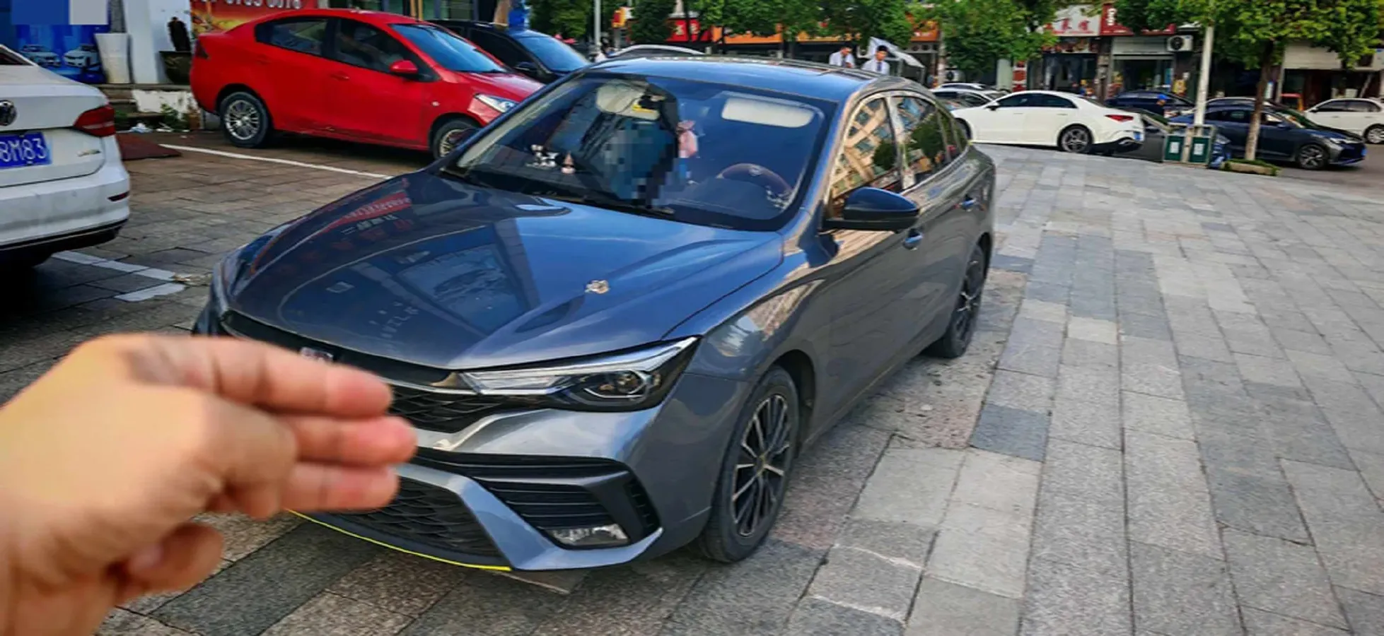 2021 Roewe i5 1.5L 120HP L4 CVT,autocango,china used car exporter,china ev exporter,chinese used car exporter,chinese used ev exporter