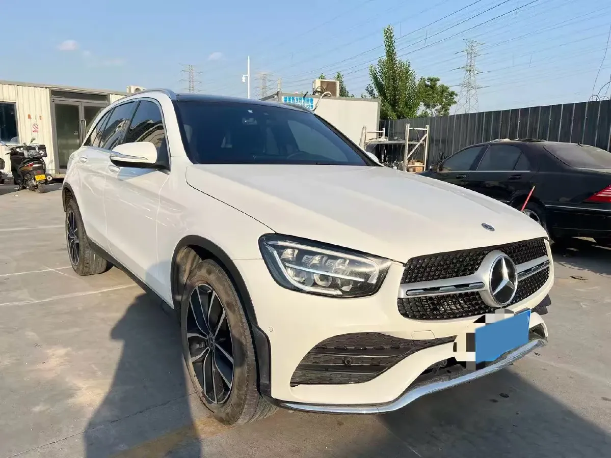 2020 Mercedes-Benz GLC Class 2.0T 197HP L4 9AT,autocango,china used car exporter,china ev exporter,chinese used car exporter,chinese used ev exporter