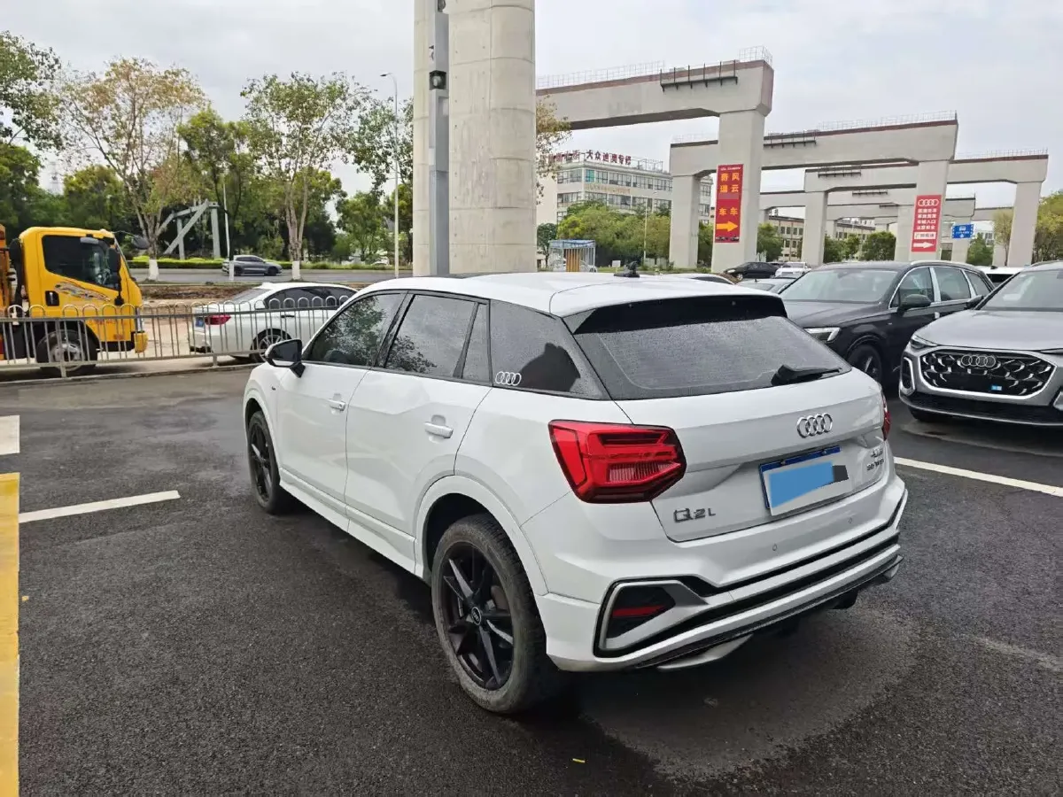 2022 Audi Q2L 1.4T 150HP L4 7DCT,autocango,china used car exporter,china ev exporter,chinese used car exporter,chinese used ev exporter