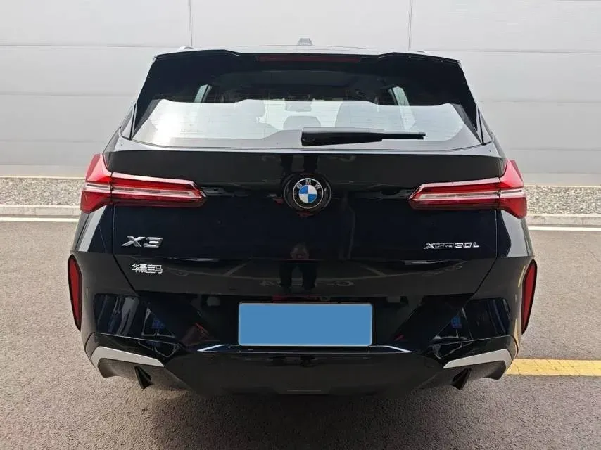 2025 BMW X3 2.0T 258HP L4 8AT,autocango,china used car exporter,china ev exporter,chinese used car exporter,chinese used ev exporter