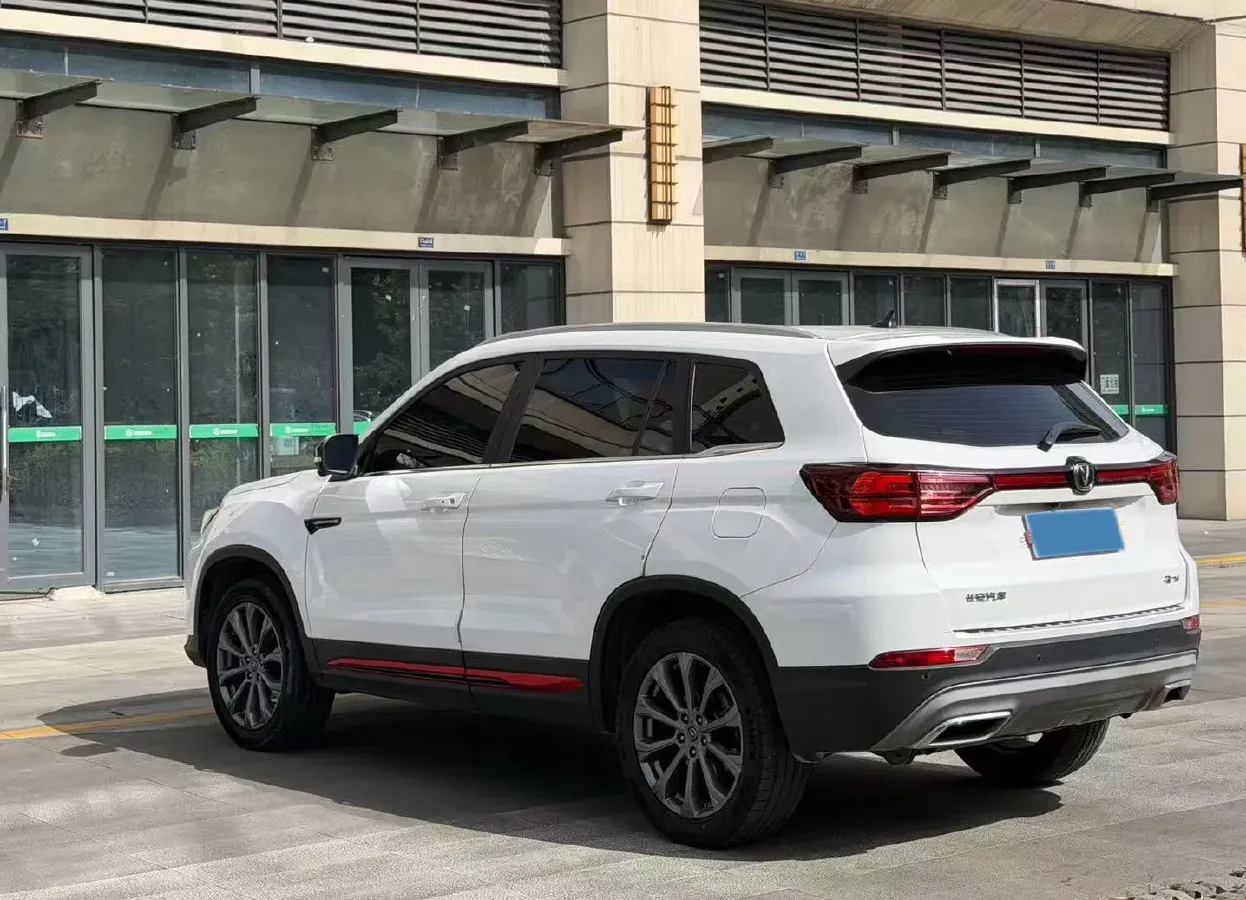 2022 ChangAn CS75 1.5T 180HP L4 7DCT,autocango,china used car exporter,china ev exporter,chinese used car exporter,chinese used ev exporter