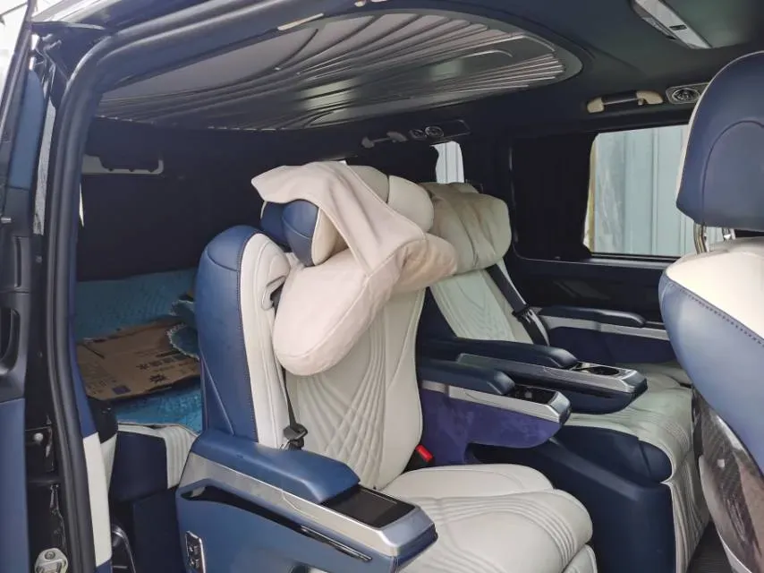 2021 Mercedes-Benz Vito 2.0T 211HP L4 9AT,autocango,china used car exporter,china ev exporter,chinese used car exporter,chinese used ev exporter
