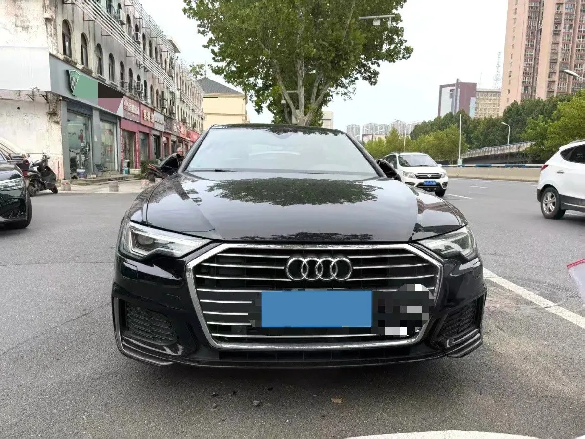 2020 Audi A6L 2.0T 224HP L4 7DCT,autocango,china used car exporter,china ev exporter,chinese used car exporter,chinese used ev exporter
