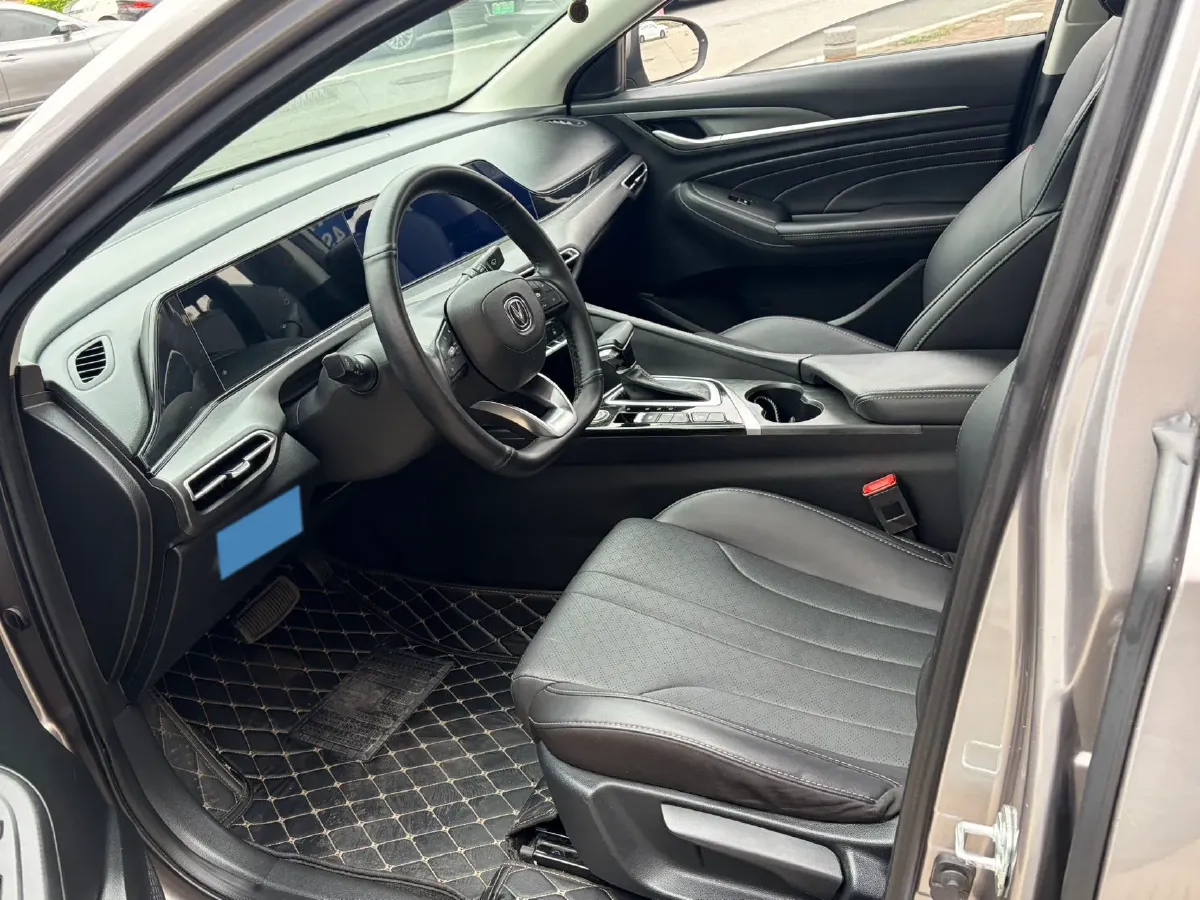 2021 ChangAn Eado 1.6L 128HP L4 CVT,autocango,china used car exporter,china ev exporter,chinese used car exporter,chinese used ev exporter