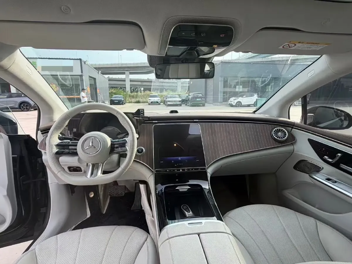2022 Mercedes-Benz EQE Class BEV 96.1KWH,autocango,china used car exporter,china ev exporter,chinese used car exporter,chinese used ev exporter