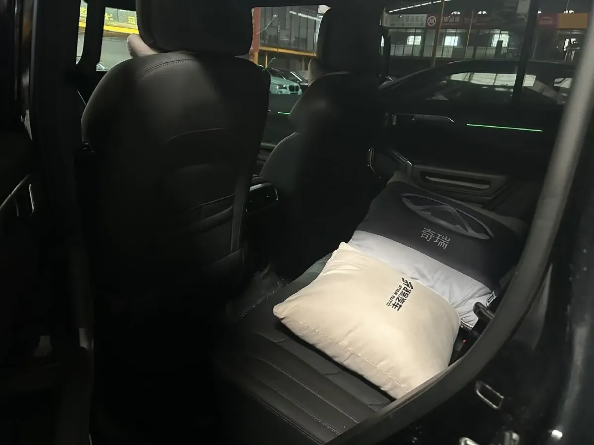 2024 Jetour ShanHai TravellerC-DM 1.5T 156HP L4 3DHT PHEV 43.24KWH,autocango,china used car exporter,china ev exporter,chinese used car exporter,chinese used ev exporter