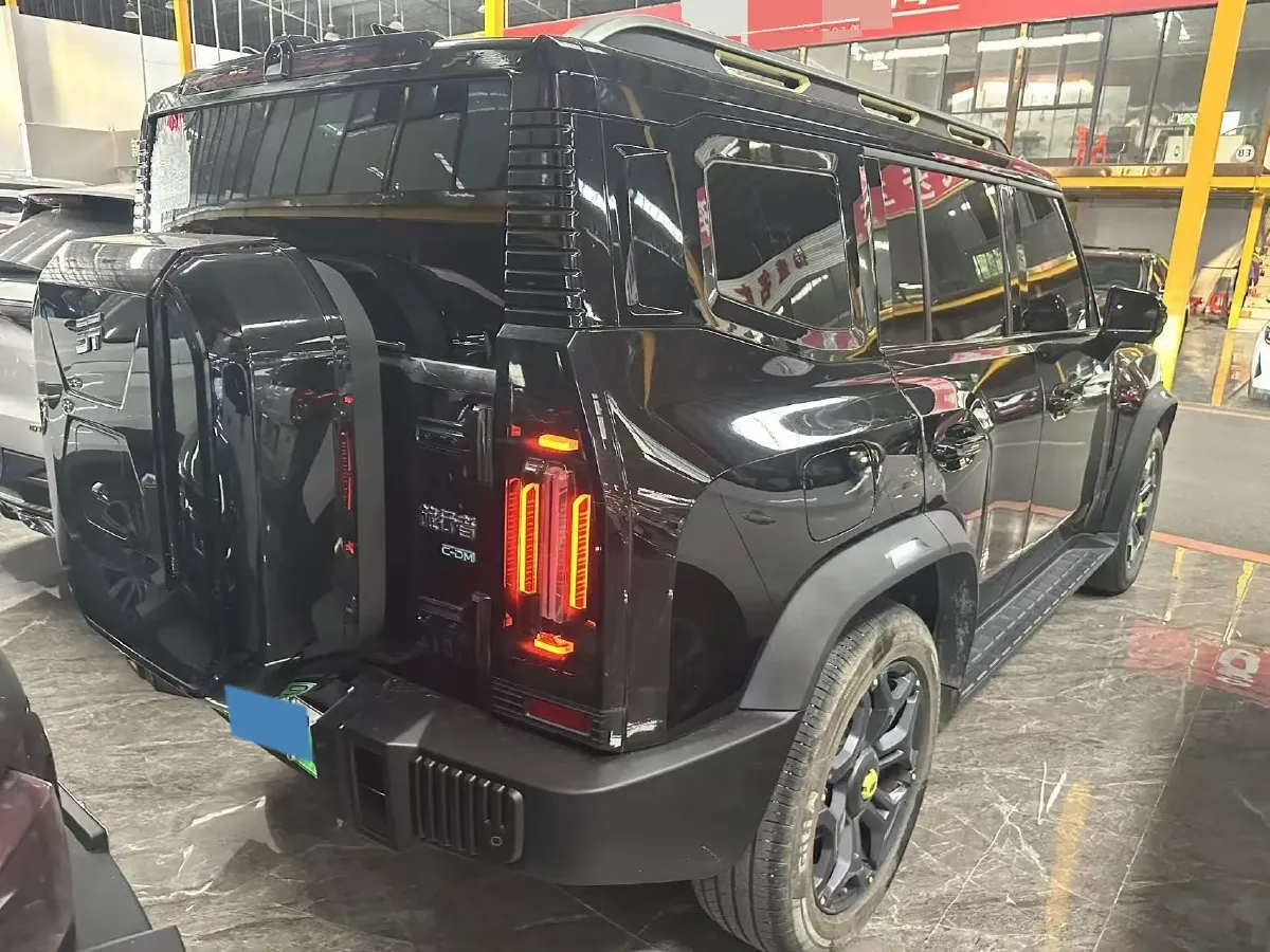 2024 Jetour ShanHai TravellerC-DM 1.5T 156HP L4 3DHT PHEV 43.24KWH,autocango,china used car exporter,china ev exporter,chinese used car exporter,chinese used ev exporter