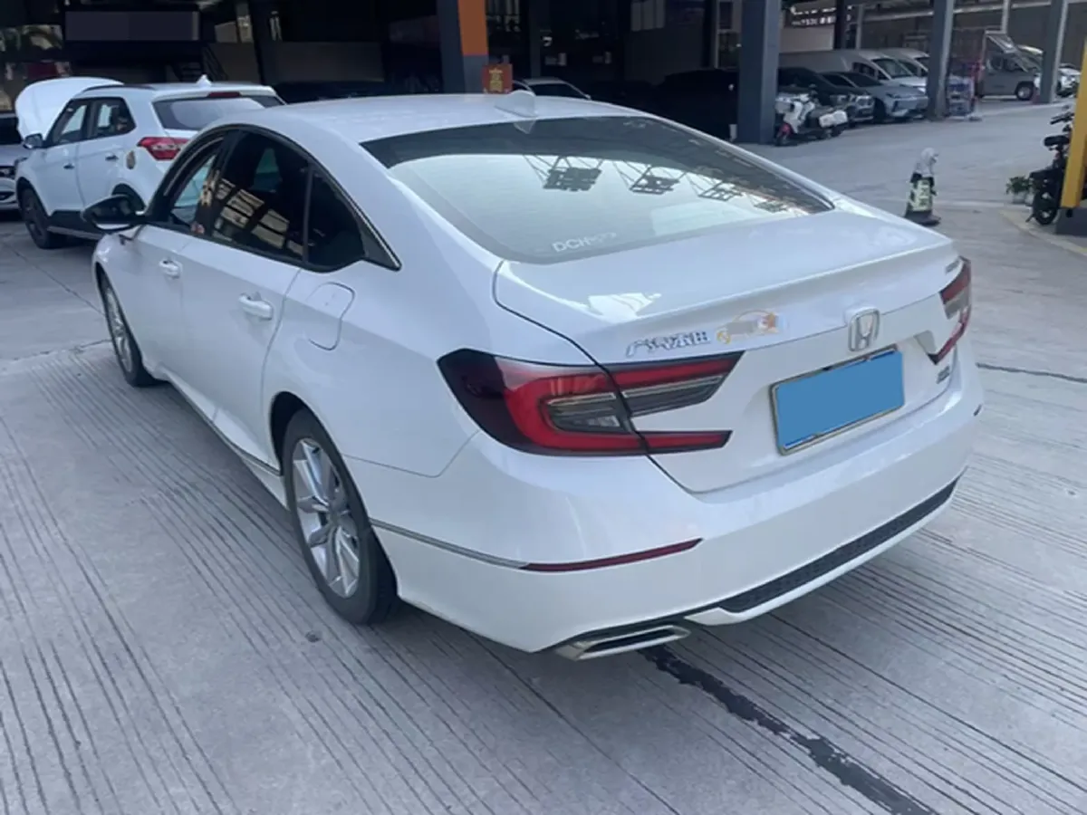 2022 Honda Accord 1.5T 194HP L4 CVT,autocango,china used car exporter,china ev exporter,chinese used car exporter,chinese used ev exporter