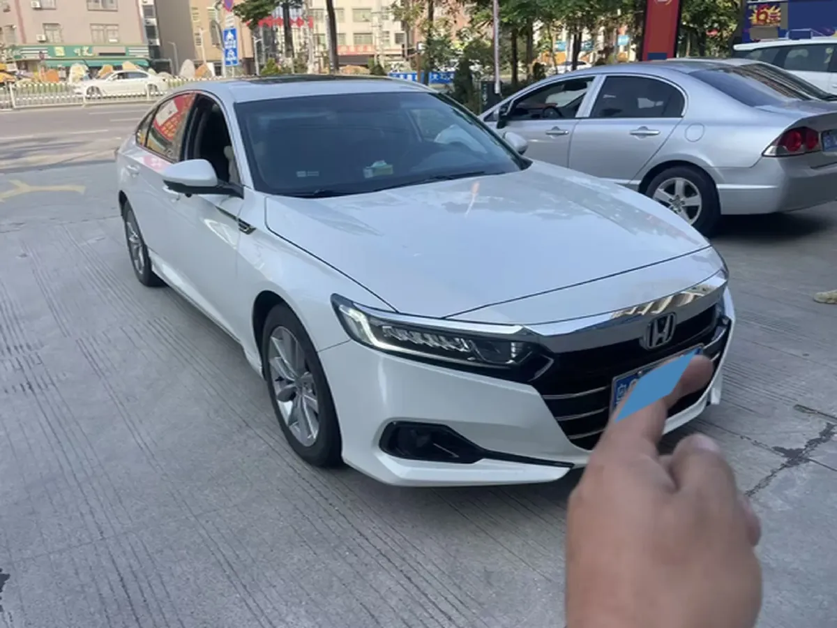 2022 Honda Accord 1.5T 194HP L4 CVT,autocango,china used car exporter,china ev exporter,chinese used car exporter,chinese used ev exporter