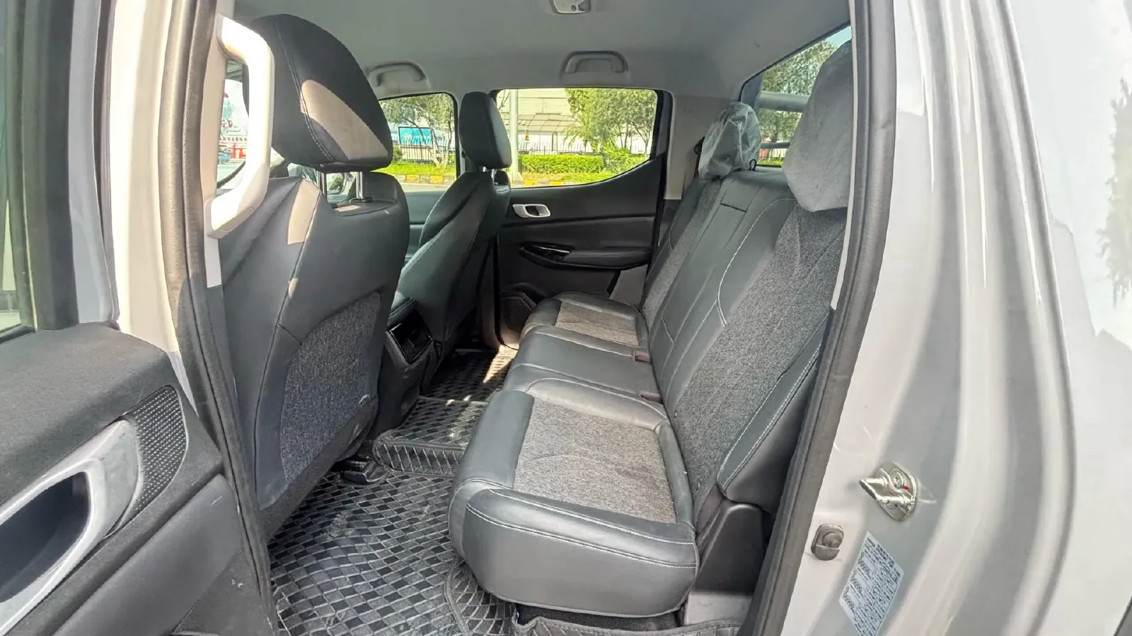 2024 ChangAn Kaicene RuiXing EM60 BEV 41.86KWH,autocango,china used car exporter,china ev exporter,chinese used car exporter,chinese used ev exporter
