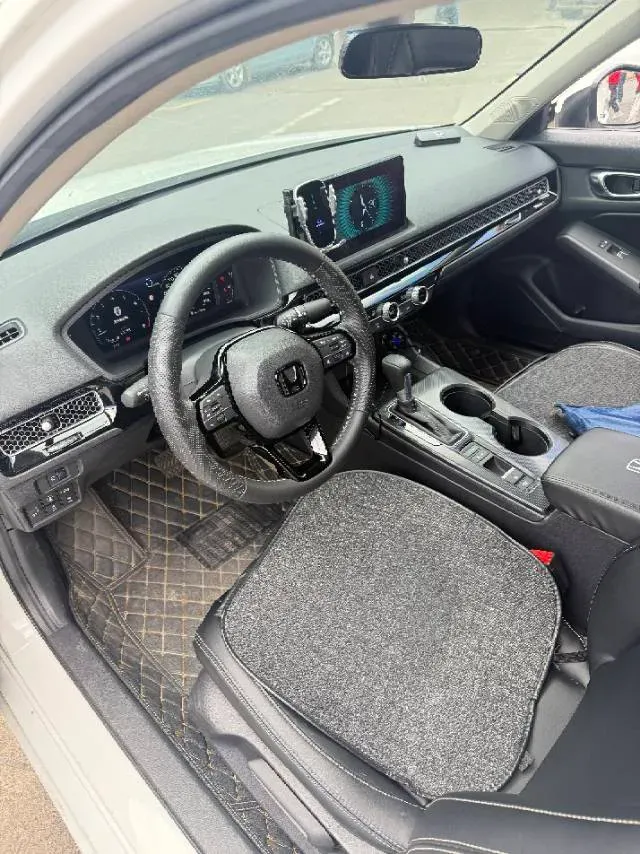 2023 Honda Civic 1.5T 182HP L4 CVT,autocango,china used car exporter,china ev exporter,chinese used car exporter,chinese used ev exporter