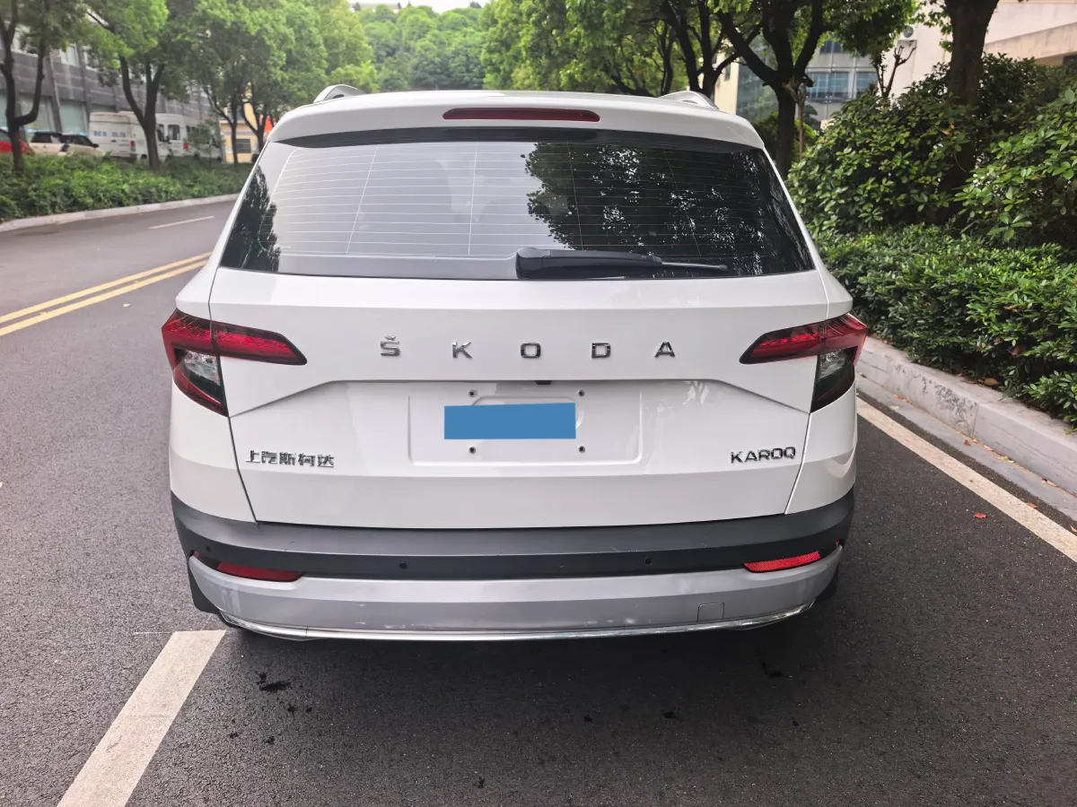 2020 Skoda Karoq 1.4T 150HP L4 7DCT,autocango,china used car exporter,china ev exporter,chinese used car exporter,chinese used ev exporter