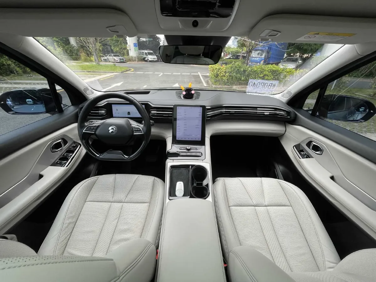 2018 NIO ES8 BEV 70KWH,autocango,china used car exporter,china ev exporter,chinese used car exporter,chinese used ev exporter