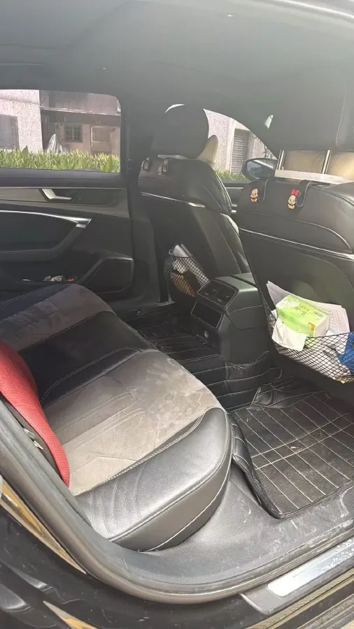 2021 Audi A6L 2.0T 224HP L4 7DCT,autocango,china used car exporter,china ev exporter,chinese used car exporter,chinese used ev exporter