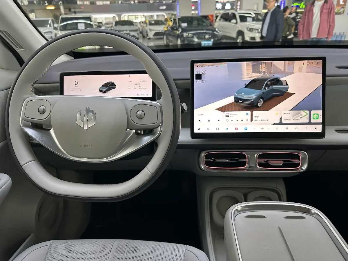 2025 Leapmotor B10 BEV 67.1KWH,autocango,china used car exporter,china ev exporter,chinese used car exporter,chinese used ev exporter