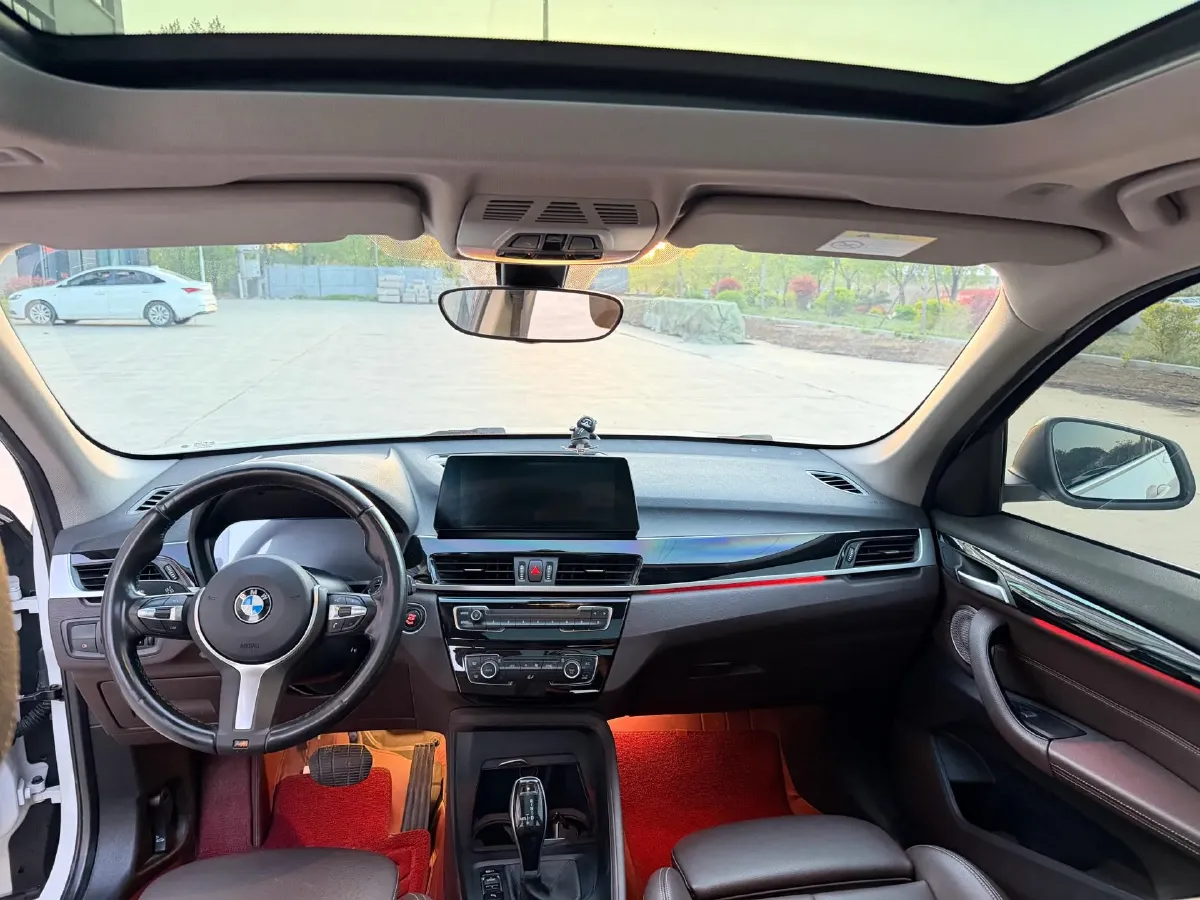 2021 BMW X1 2.0T 192HP L4 7DCT,autocango,china used car exporter,china ev exporter,chinese used car exporter,chinese used ev exporter