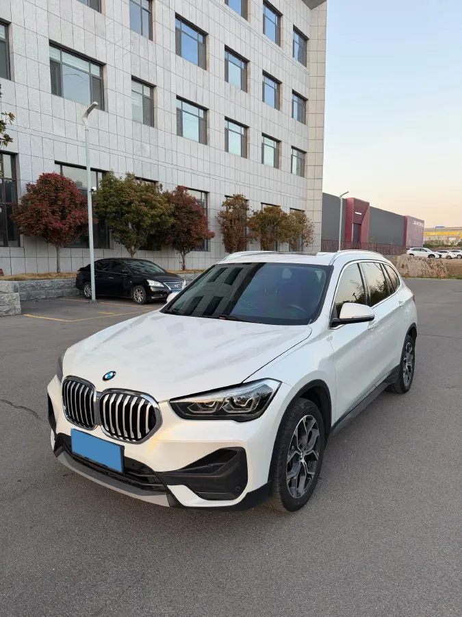 2021 BMW X1 2.0T 192HP L4 7DCT,autocango,china used car exporter,china ev exporter,chinese used car exporter,chinese used ev exporter