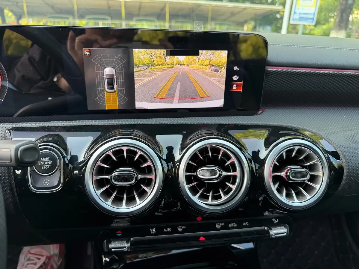 2022 Mercedes-Benz A Class 1.3T 163HP L4 7DCT,autocango,china used car exporter,china ev exporter,chinese used car exporter,chinese used ev exporter