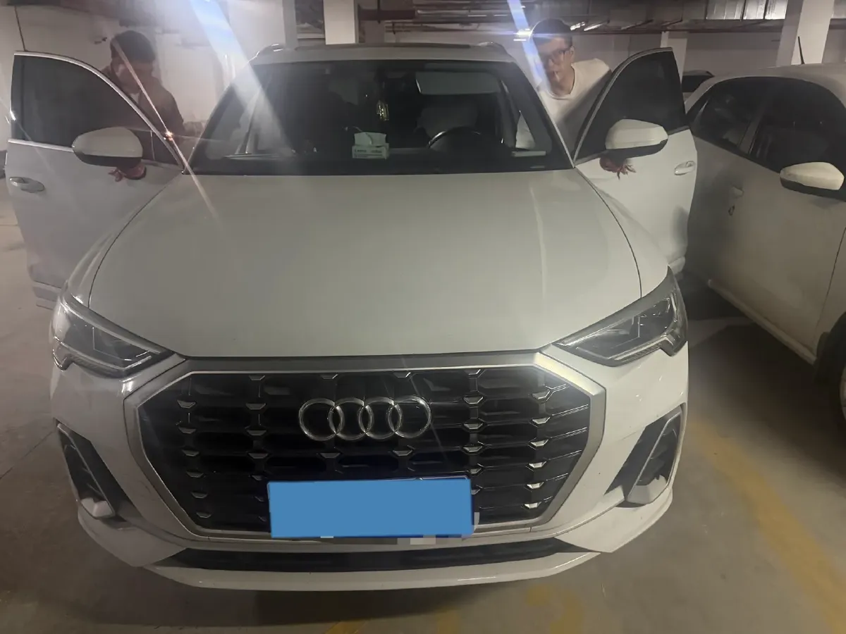 2022 Audi Q3 1.4T 150HP L4 7DCT,autocango,china used car exporter,china ev exporter,chinese used car exporter,chinese used ev exporter